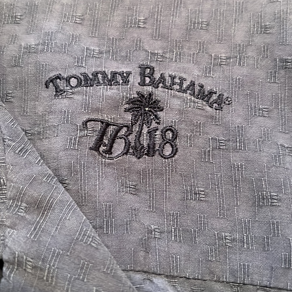 Tommy Bahama Silk Embroidered Button Down Shirt Size XXL - Picture 10 of 10